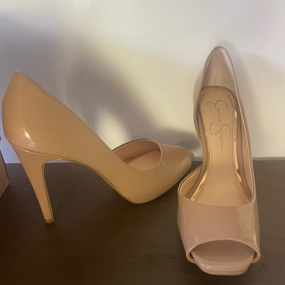 Jessica Simpson Heels - Picture 6 of 6